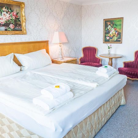 Romantisches Hotel Zur Traube Schwerin Schwerin  Rom bilde